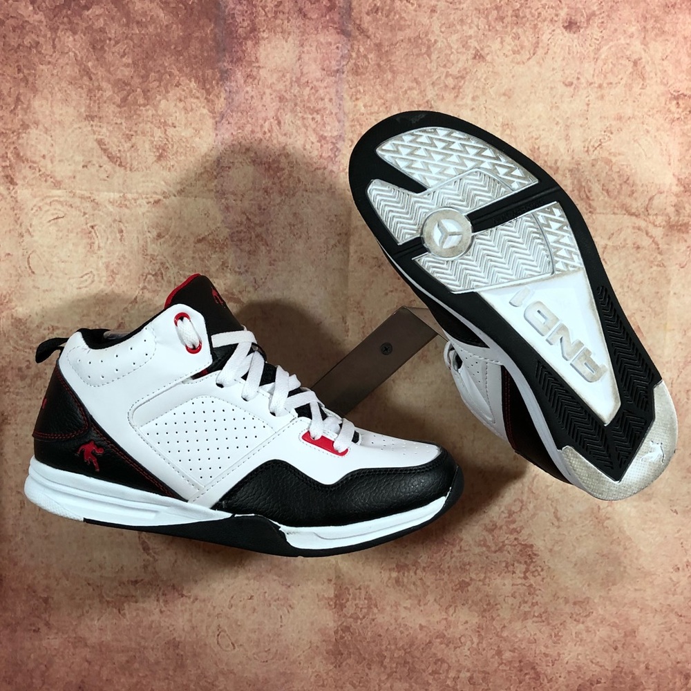 And1 Capital Athletic Men’s Sz 7 Shoes s270